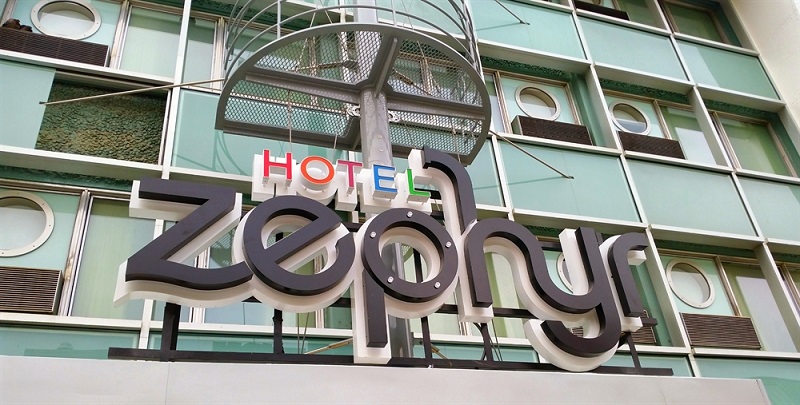 Hotel Zephyr